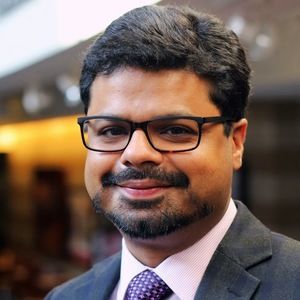 Meet your Posher, Avimanyu